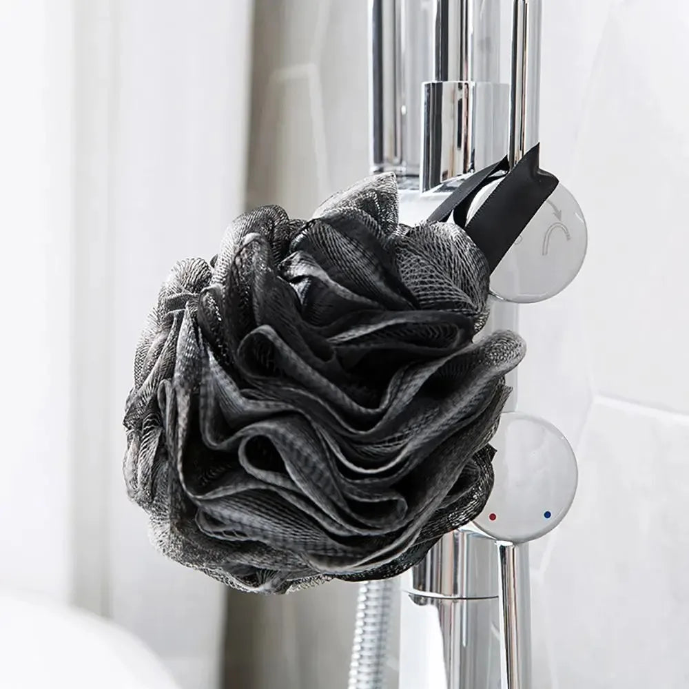 Éponge de Douche Noire Luxe – Mousse & Exfoliation Intense