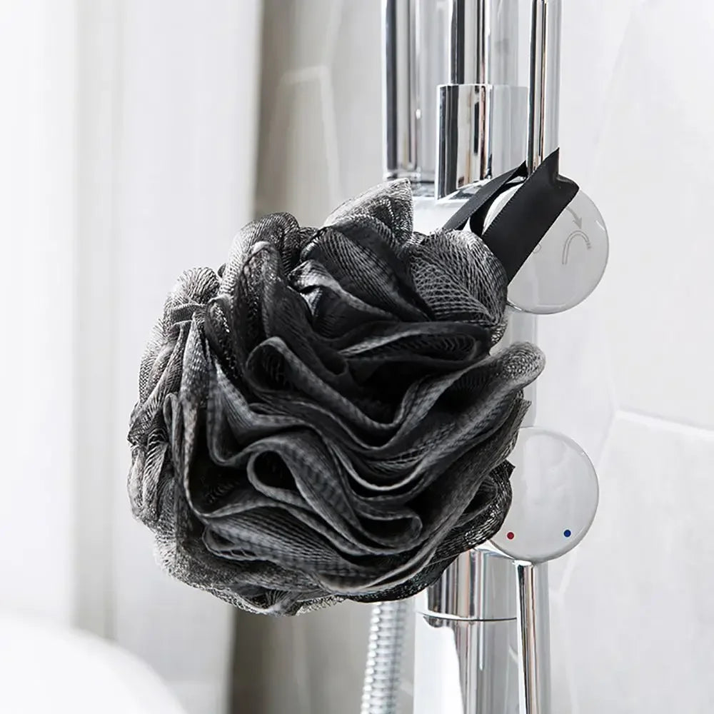 Éponge de Douche Noire Luxe – Mousse & Exfoliation Intense